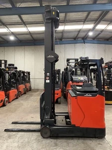 NATIONAL FORKLIFT - LINDE R16HD 9.9m Lift Side Shift 2015 Roll Out Great Battery - Picture 1 of 13