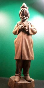 Vintage Masterfully Hand Carved Hardwood Large 15" Clown with Violin Sculpture!! - Picture 1 of 12