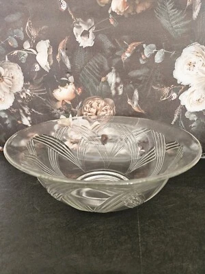 Vintage ANCHOR HOCKING Crossing Swirls Glass Serving BOWL - 11" - Image 1 of 4