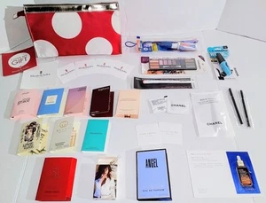 Lot. 2014 Elizabeth Arden Red & Blue Cosmetic Bag. W/Fragrance Samples. More. - Picture 1 of 23