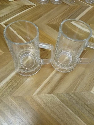 Tazza birra in vetro massiccio resistente con fondo Starburst design MADE IN ITALY - Immagine 1 di 4