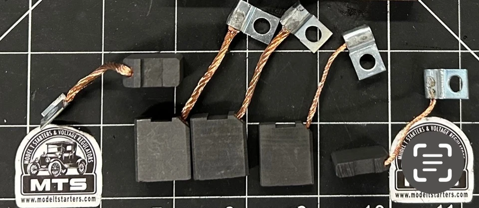 *NUEVO* Juego de cepillos generador Ford Modelo T 1919-1927 5125-6 Foto 1 de 1