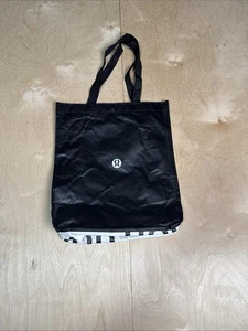 Schwarze wiederverwendbare Einkaufstasche Lululemon gebraucht - Bild 1 von 9