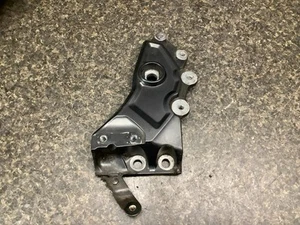 2023 Yamaha YZF R7 Left Pivot Cover 34D - Picture 1 of 2