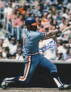 TOBY HARRAH TEXAS RANGERS   ACTION SIGNED 8x10 - Picture 1 of 1