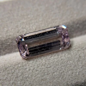 Piedra preciosa suelta de espodumeno natural de 7,17 quilates 16,2 X 7,4 piedra de corte octágono - Imagen 1 de 3