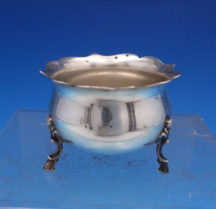 Grand Colonial by Wallace Sterling Silver Salt Dip #4821  1.9 ozt. (#8261) - Image 1 of 4