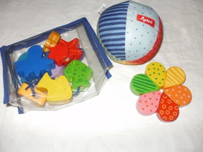 HABA Greifling Blüte  Sigikid RasselBall HABA Fädelperlen Fädelspiel Bambini - Bild 1 von 3