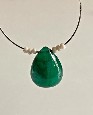 Briolette lágrima lisa esmeralda brasileña natural de 4,25 quilates cuenta única Foto 1 de 4