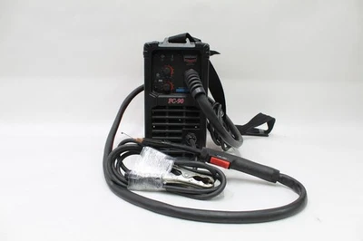 Soldador de alimentación de alambre con núcleo fundente Century FC90 Foto 1 de 4