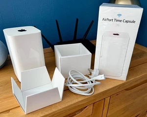 Apple AirPort Time Capsule 3TB 802.11ac Model A1470 - ME182B/A 5th Generation - Picture 1 of 9