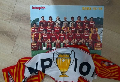 Sciarpa AS Roma Finale Coppa Campioni 30/05/1984 & Original Poster As ROMA 83-84 - Immagine 1 di 4