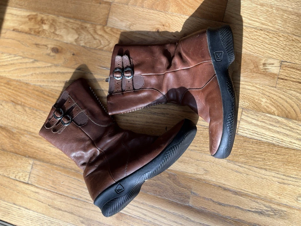 Botas Keen Bern de cuero marrón a media pantorrilla cremallera lateral para mujer talla 8” Foto 1 de 4