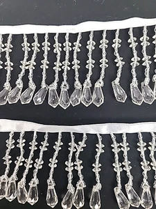 Cinta de 2,5 pulgadas con flecos de lágrima transparente estilo cristal con cuentas pieza de 2,5 yardas - Imagen 1 de 7