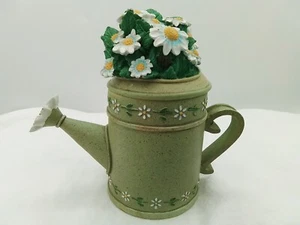 YANKEE CANDLE NEW VINTAGE VOTIVE HOLDER DISTRESSED FLOWER WATERING CAN DAISIES - Picture 1 of 18