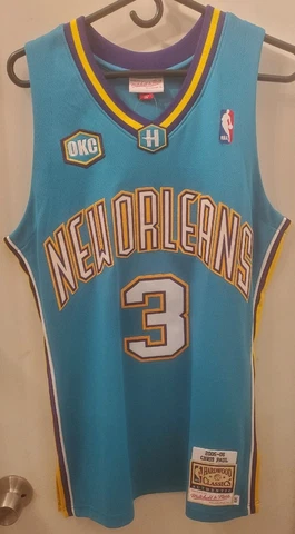 Mitchell & Ness Chris Paul New Orleans Hornets Authentic Jersey Size 40 M Cover