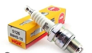 NGK 5126 B8HS-10 Spark Plug 14mm Copper Core Nickel, Flat - Bild 1 von 1