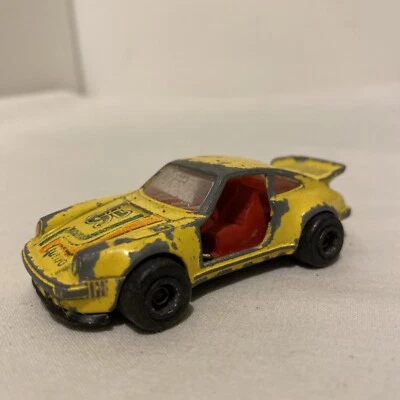 Majorette Porsche Turbo Jaune 1/57 Métal Voiture Miniature Made In France  - Photo 1/4