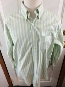 Brooks Brothers Regular Fit Non- Iron Button Down Green Chest Logo Sz Medium Exc - Picture 1 of 6