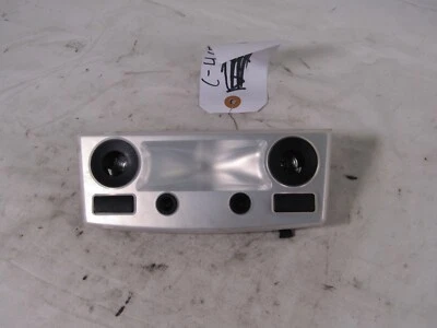 04-08 Luz de lámpara de mapa de lectura interior trasera BMW 525i 63.316962057 Foto 1 de 4