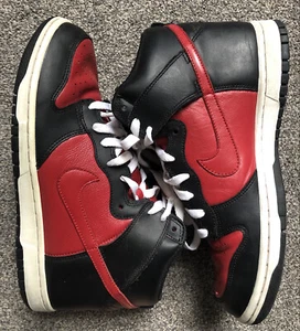 Nike Dunk High 'Bred' Varsity Negro Rojo Hombre Entrenadores - Talla UK 7.5/US 8.5 *RARO - Imagen 1 de 11