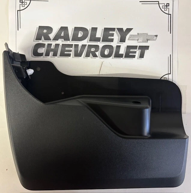 NEW GM OEM 19-23 SIERRA 1500 FENDER EXTERIOR TRIM- MUD GUARD GMC 84621825 - Image 1 of 1