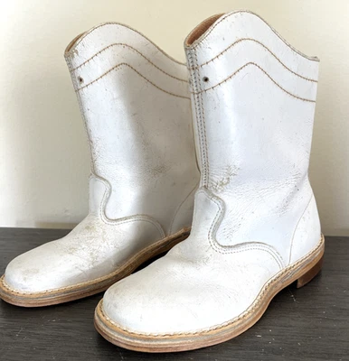 Vintage White Leather Childrens Majorette Parade Marching Boots Leather Soles - Image 1 of 4
