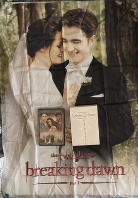 2-DVD & 39X29" FABRIC POSTER~ THE TWILIGHT SAGA~ 2012~BREAKING DAWN PART 1 - Image 1 of 4