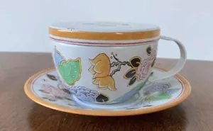 Taza de hojalata y platillo Dana Kubick 1997 con tapa de Elite caja de regalo - Imagen 1 de 5
