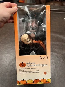 Halloween Animated Talking Witch Motion Lights Sound Skull Broom 1995 Eyes Light - Picture 1 of 10