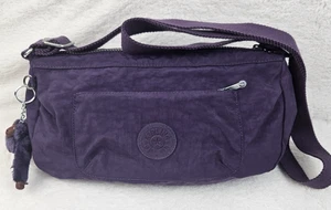 Kipling Jackie lila Nylon Crossbody verstellbarer Riemen mit Affe Anhänger - Bild 1 von 8