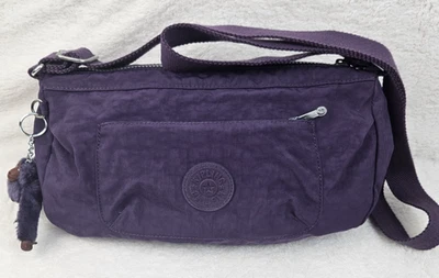Kipling Jackie lila Nylon Crossbody verstellbarer Riemen mit Affe Anhänger - Bild 1 von 4