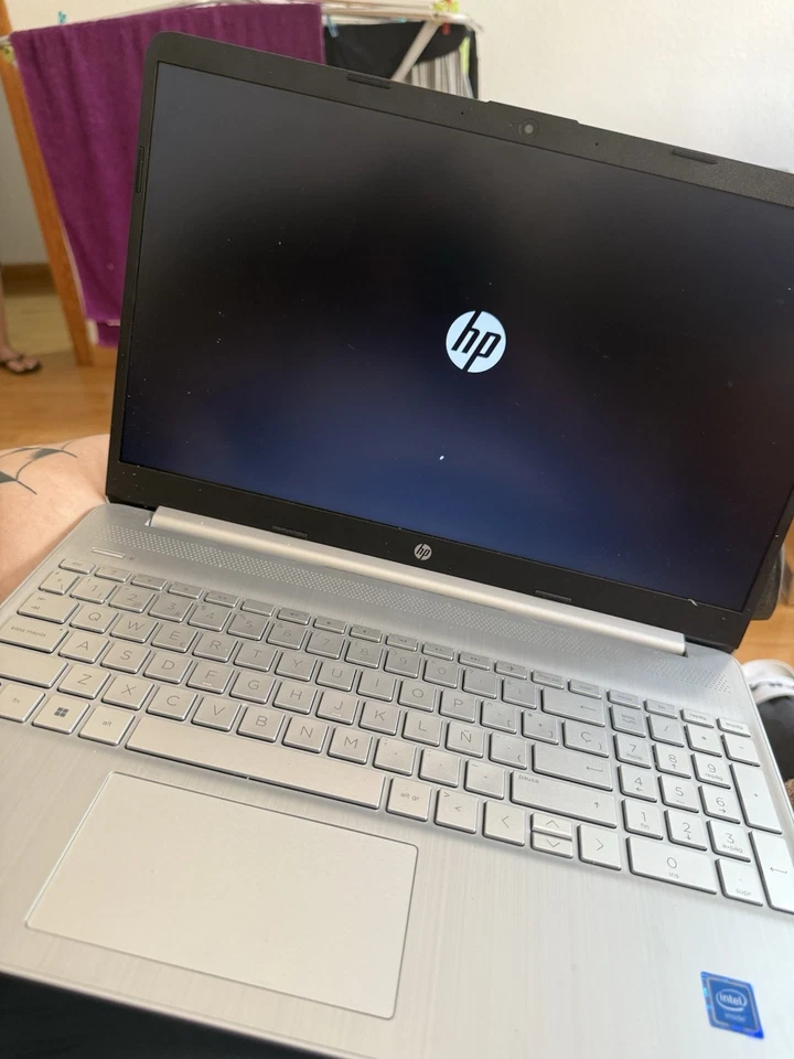 ordenador portatil - Imagen 1 de 3