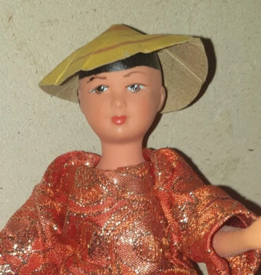 MAGNIFIQUE POUPÉE ANCIENNE SNF ASIATIQUE EN CELLULOÏD - Photo 1/2