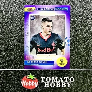 TOPPS FINEST UEFA 2023-24 OSCAR GLOUKH RC/299 PÚRPURA PRIMERA CLASE NOVATOS - Imagen 1 de 2