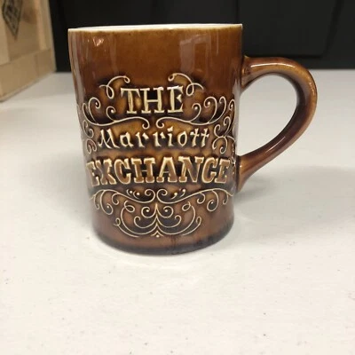 TAZA TAZA DE TÉ CAFÉ HALL DE COLECCIÓN EL INTERCAMBIO MARRIOTT MARRÓN Foto 1 de 4