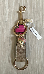 NEW Coach Signature Trigger Snap Bag Charm Valet Key Ring with Heart Charm, NWT