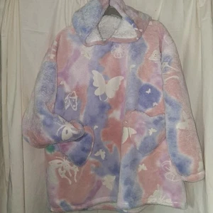 Wearable Blanket Hoodie Kids Fiosnow Love Butterfly Size 6-13yr Glow in the Dark - Picture 1 of 4