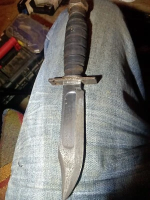 Cuchillo de supervivencia vintage CAMILLUS NY EE. UU. piloto militar hoja fija 1-1967 Foto 1 de 4