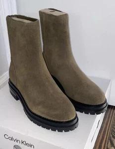 NIB Calvin Klein Dark Green Greg Lug Sole Woman's Boots - Picture 1 of 5