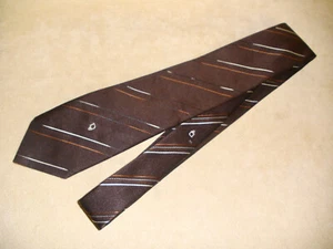 1980er Vintage schokobraun gestreifte Seidenkrawatte von Christian Dior Monsieur - Bild 1 von 3