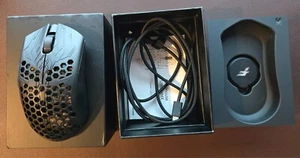 Ratón de competición mediano Finalmouse UltralightX ULX - Imagen 1 de 7