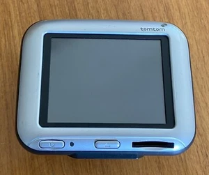 Vintage (2006) TomTom Go 500 5" GPS with maps and accessories - Picture 1 of 10