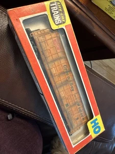 GREEN BAY & WESTERN THRALL DOOR FREIGHT CAR, G B W #54 50'6" Weathered - Picture 1 of 8