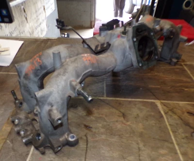 2002 SUBARUHERITAGE 2,5 Л ВПУСКНОЙ КОЛЛЕКТОР OEM - Изображение 1 из 4