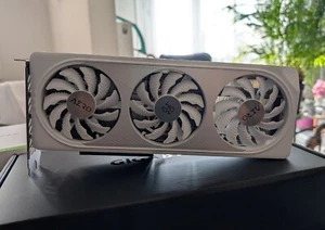 GIGABYTE AERO GeForce RTX 4060 OC 8G Gddr6 Nvidia rtx-5060 DLSS 3 / 4 Odb quiet - Afbeelding 1 van 6