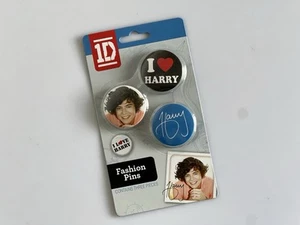 One Direction 1D Fashion Pins Set (2012) I Love Harry - Brand New Vintage Merch - Bild 1 von 3