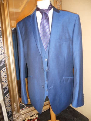 MODERN DARK BLUE 3-PC SUIT - LAMBRETTA 42R - WOOLBLEND 2-BUTTON 2 VENT SLIM LEG - Image 1 of 4