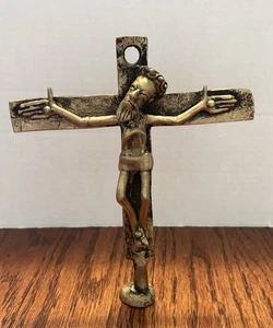 Unique Brutalist Crucifix Jesus Art Detailed Handmade Metal Table/Wall Hanging - Picture 1 of 8