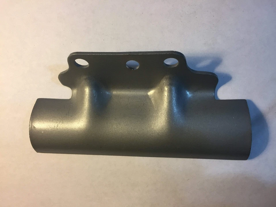 22907 Fuel Tank Support alt. 691068 Briggs and Stratton - Image 1 of 1